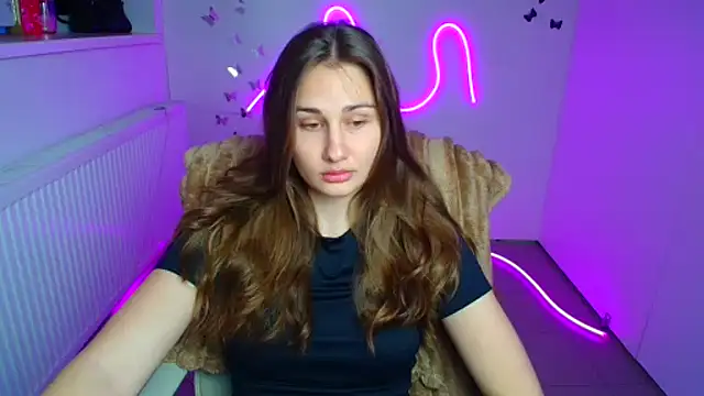 Snapshot of Stefanie_Sweet chatting on May 13, 2026, 5:49 am Stefanie Sweet online show from May 13, 2026, 5:49 am