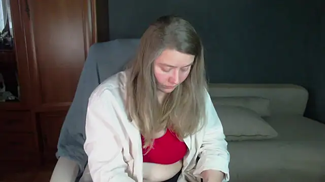 Snapshot of Sweet__Gigi chatting on December 1, 2025, 12:43 pm Sweet Gigi online show from December 1, 2025, 12:43 pm