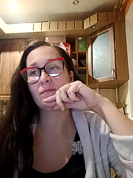 Amandda  online show from October 17, 2025, 5:59 pm