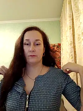 Amandda  online show from February 15, 2026, 3:53 pm