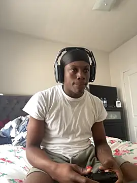 Snapshot of labishyoung25 chatting on December 5, 2025, 5:20 pm labishyoung25 online show from December 5, 2025, 5:20 pm