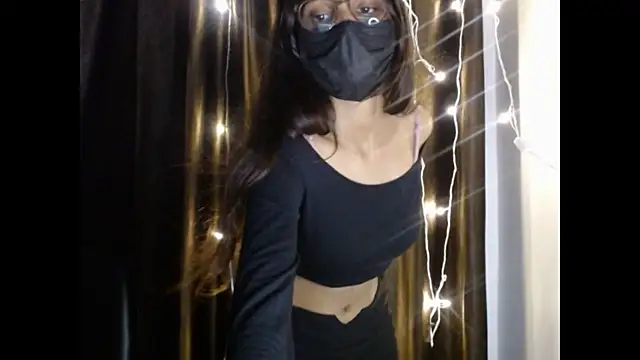 Snapshot of _kamyaa09 chatting on October 30, 2025, 6:15 am  kamyaa09 online show from October 30, 2025, 6:15 am