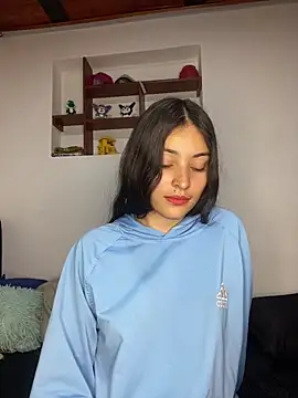 hotwife26 online show from March 12, 2026, 2:29 am