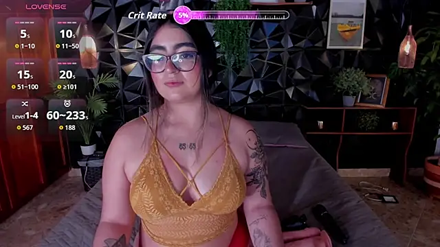 April  foxx online show from October 13, 2025, 4:18 pm