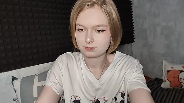 LiaVibes online show from March 12, 2026, 9:15 am