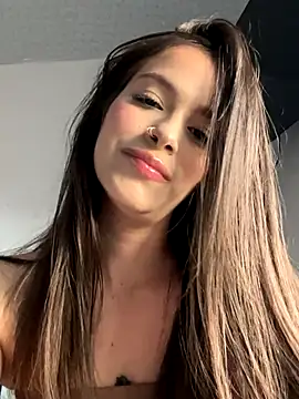 alysa g  online show from October 6, 2025, 10:40 pm