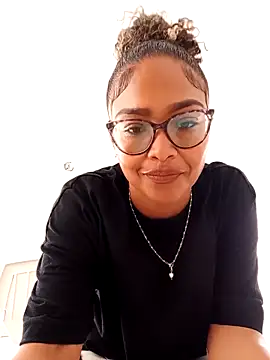 BiiancaEstradaa online show from March 6, 2026, 4:14 pm