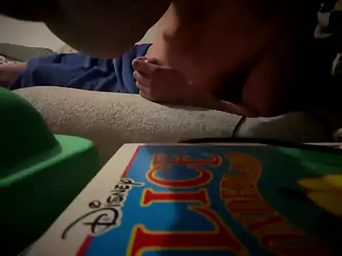 Snapshot of euphoria199527 chatting on February 13, 2026, 5:42 pm euphoria199527 online show from February 13, 2026, 5:42 pm