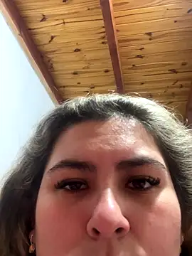 Snapshot of Camelu_ chatting on October 27, 2025, 11:20 pm Camelu  online show from October 27, 2025, 11:20 pm