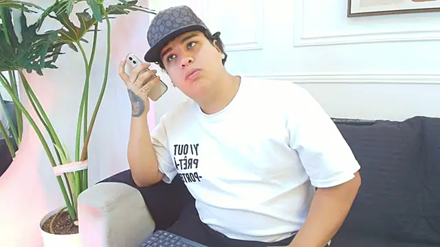 Naim Bennetsex online show from December 20, 2025, 6:59 pm