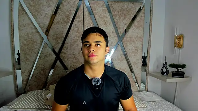 jayd muscle online show from October 24, 2025, 6:43 am