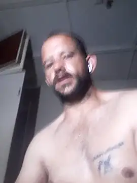 Snapshot of Lekewarmele chatting on October 15, 2025, 10:21 pm Lekewarmele online show from October 15, 2025, 10:21 pm