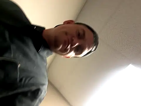 Snapshot of cumitted chatting on November 1, 2025, 2:13 am cumitted online show from November 1, 2025, 2:13 am