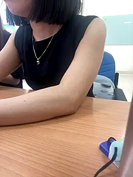 Snapshot of -NhaKy22 chatting on October 3, 2025, 3:36 am -NhaKy22 online show from October 3, 2025, 3:36 am