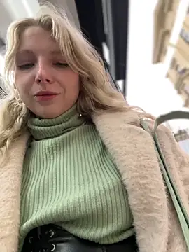 EveLittleSinner online show from October 5, 2025, 2:26 pm