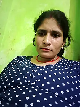 Snapshot of Hot-piuy chatting on September 16, 2025, 8:04 am Hot-piuy online show from September 16, 2025, 8:04 am