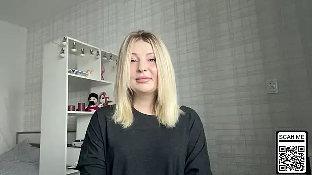 Blondie xoxoxo online show from January 12, 2026, 8:30 am