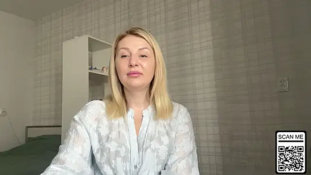 Blondie xoxoxo online show from February 17, 2026, 8:22 am