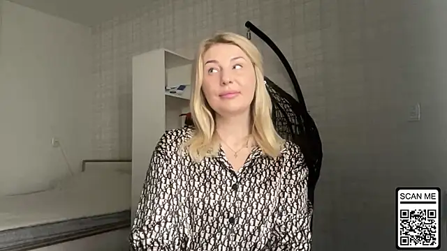 Blondie xoxoxo online show from March 30, 2026, 8:37 am