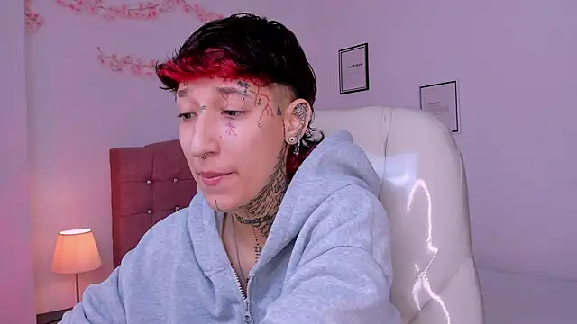 Luci Rose online show from March 25, 2026, 9:32 pm