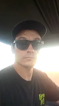 twistafatpipe online show from September 29, 2025, 11:31 pm