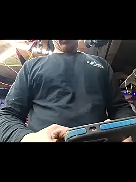 twistafatpipe online show from February 13, 2026, 2:51 am