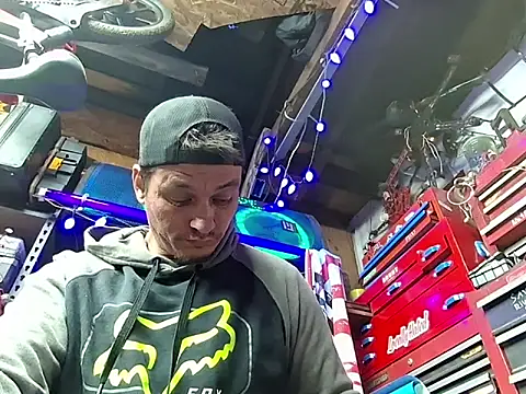 twistafatpipe online show from February 24, 2026, 8:56 am