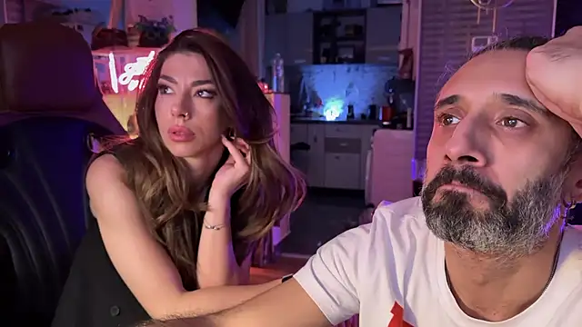 Snapshot of Secret_Lovers1 chatting on January 17, 2026, 10:35 pm Secret Lovers1 online show from January 17, 2026, 10:35 pm