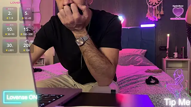 Snapshot of Secret_Lovers1 chatting on January 31, 2026, 9:46 pm Secret Lovers1 online show from January 31, 2026, 9:46 pm