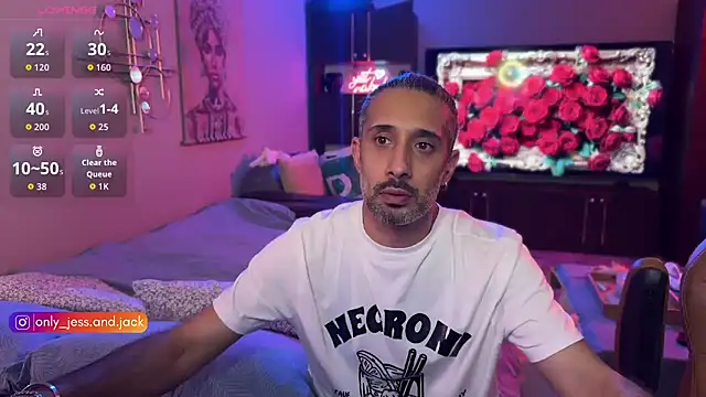 Snapshot of Secret_Lovers1 chatting on March 24, 2026, 6:57 pm Secret Lovers1 online show from March 24, 2026, 6:57 pm