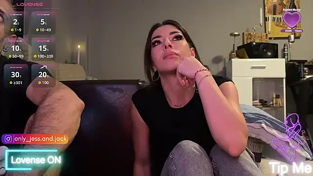 Snapshot of Secret_Lovers1 chatting on March 27, 2026, 9:36 pm Secret Lovers1 online show from March 27, 2026, 9:36 pm