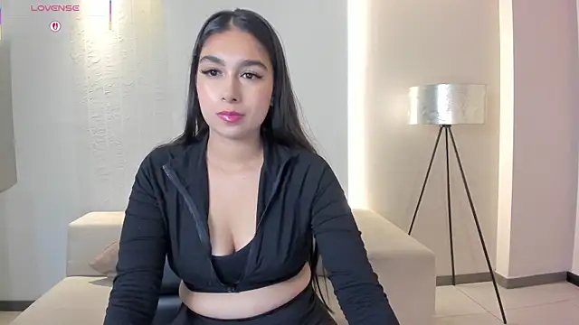 VeronicaBlue online show from November 13, 2025, 9:30 am