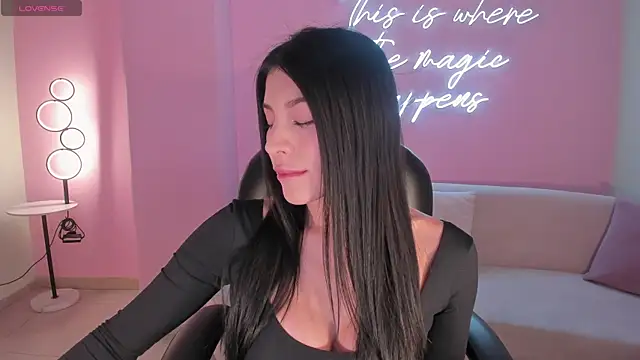 Snapshot of MaddisonTaylor1 chatting on May 3, 2026, 5:19 pm MaddisonTaylor1 online show from May 3, 2026, 5:19 pm