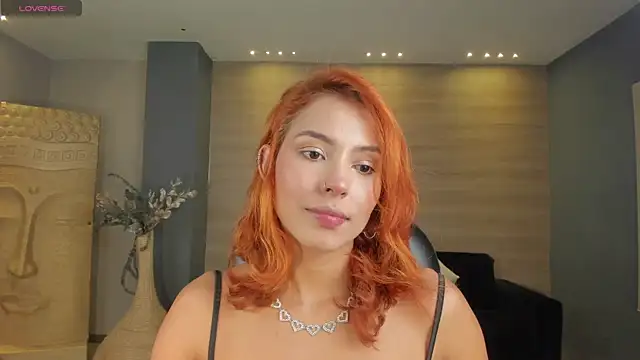 AmberColors  online show from October 6, 2025, 7:33 pm