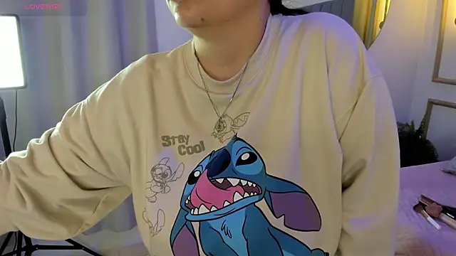 Snapshot of Ashley_Monroe chatting on October 8, 2025, 11:41 am Ashley Monroe online show from October 8, 2025, 11:41 am