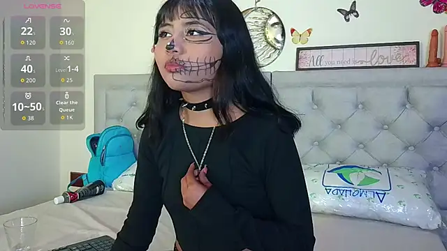 NubesNubladas online show from October 25, 2025, 4:09 am