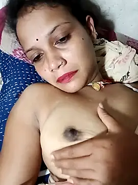 Snapshot of Chandni_Love143 chatting on September 10, 2025, 4:29 pm Chandni Love143 online show from September 10, 2025, 4:29 pm