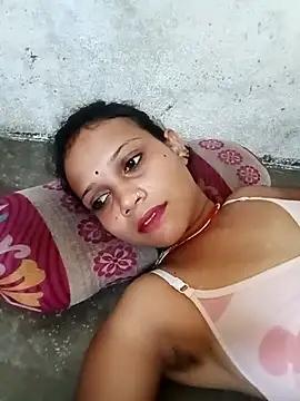 Snapshot of Chandni_Love143 chatting on September 17, 2025, 4:14 am Chandni Love143 online show from September 17, 2025, 4:14 am