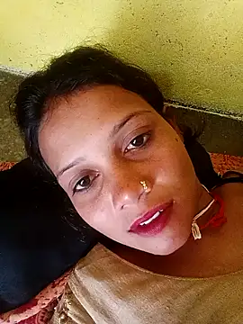 Snapshot of Chandni_Love143 chatting on October 21, 2025, 4:24 am Chandni Love143 online show from October 21, 2025, 4:24 am