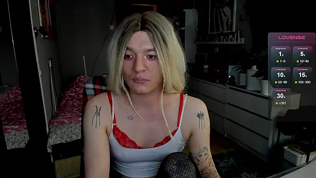 Kkkylie online show from June 16, 2026, 2:58 am