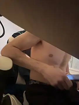 Snapshot of tok_lo24 chatting on February 14, 2026, 12:35 pm tok lo24 online show from February 14, 2026, 12:35 pm