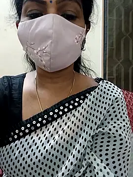 Rithya27 online show from October 4, 2025, 6:28 pm