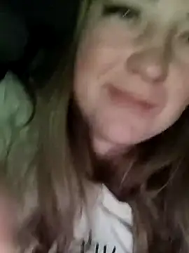 Kiss Eva online show from November 24, 2025, 5:12 pm