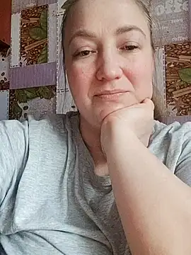 Kiss Eva online show from February 14, 2026, 2:58 pm