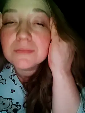 Kiss Eva online show from February 17, 2026, 9:21 pm