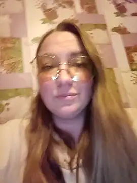 Kiss Eva online show from March 19, 2026, 5:06 pm