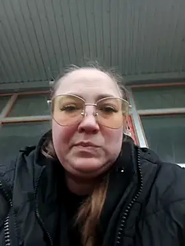 Kiss Eva online show from March 27, 2026, 4:07 pm