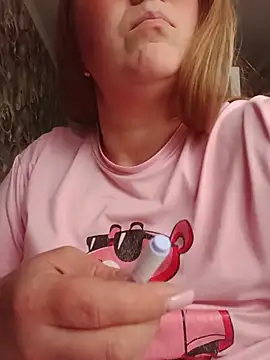 Snapshot of Kiss_Eva chatting on May 21, 2026, 3:30 pm Kiss Eva online show from May 21, 2026, 3:30 pm