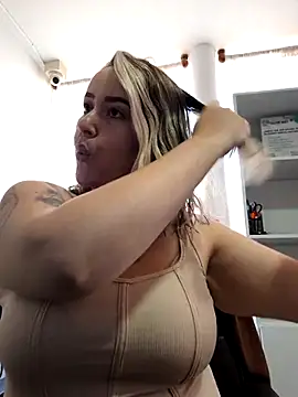 CurvyLust x online show from September 16, 2025, 12:50 pm