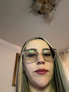 CurvyLust x online show from July 11, 2026, 1:03 pm